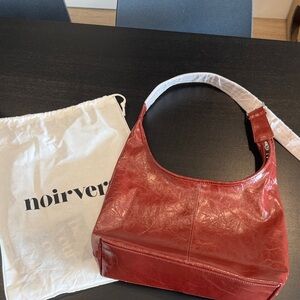 Crossbody Scarlett distressed leather tote